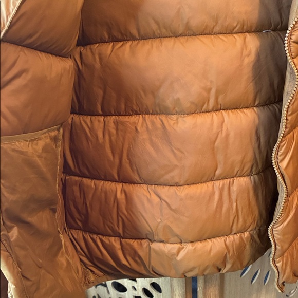 Forever 21 Men's Tan Puffer Jacket - Picture 4 of 11